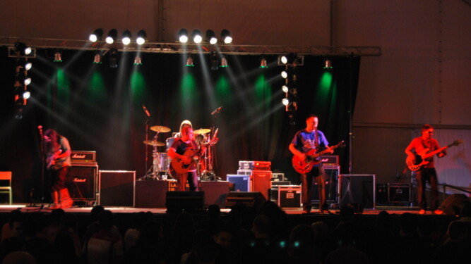 Trival en concierto - 2008
